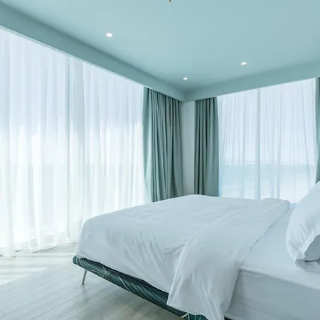 Hotel Nava Star 4*