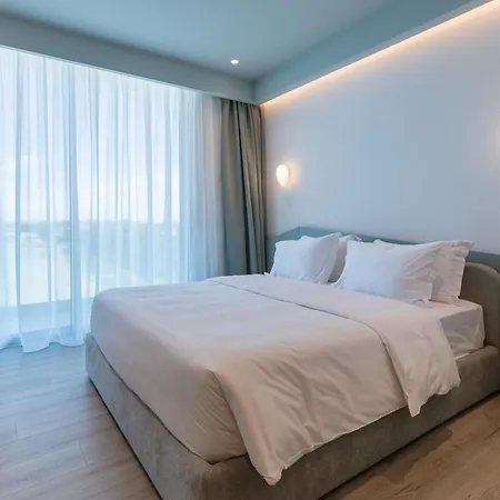Nava Star 4*