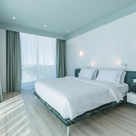 Nava Star 4* Durrës