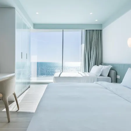 Nava Star Hotel 4*